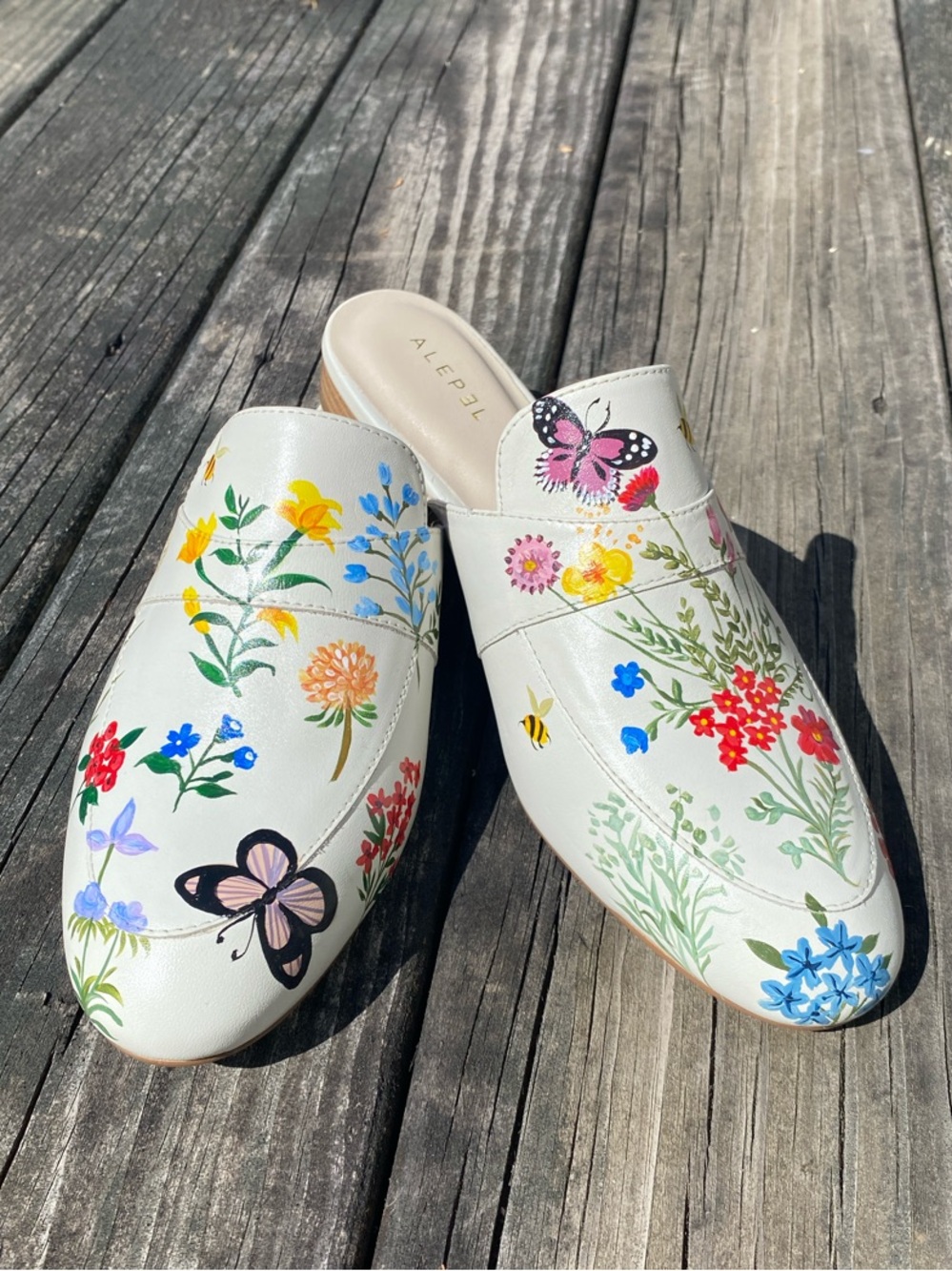 Alepel White Genuine Nappa Leather Floral & Butterfly Slip-On Mules